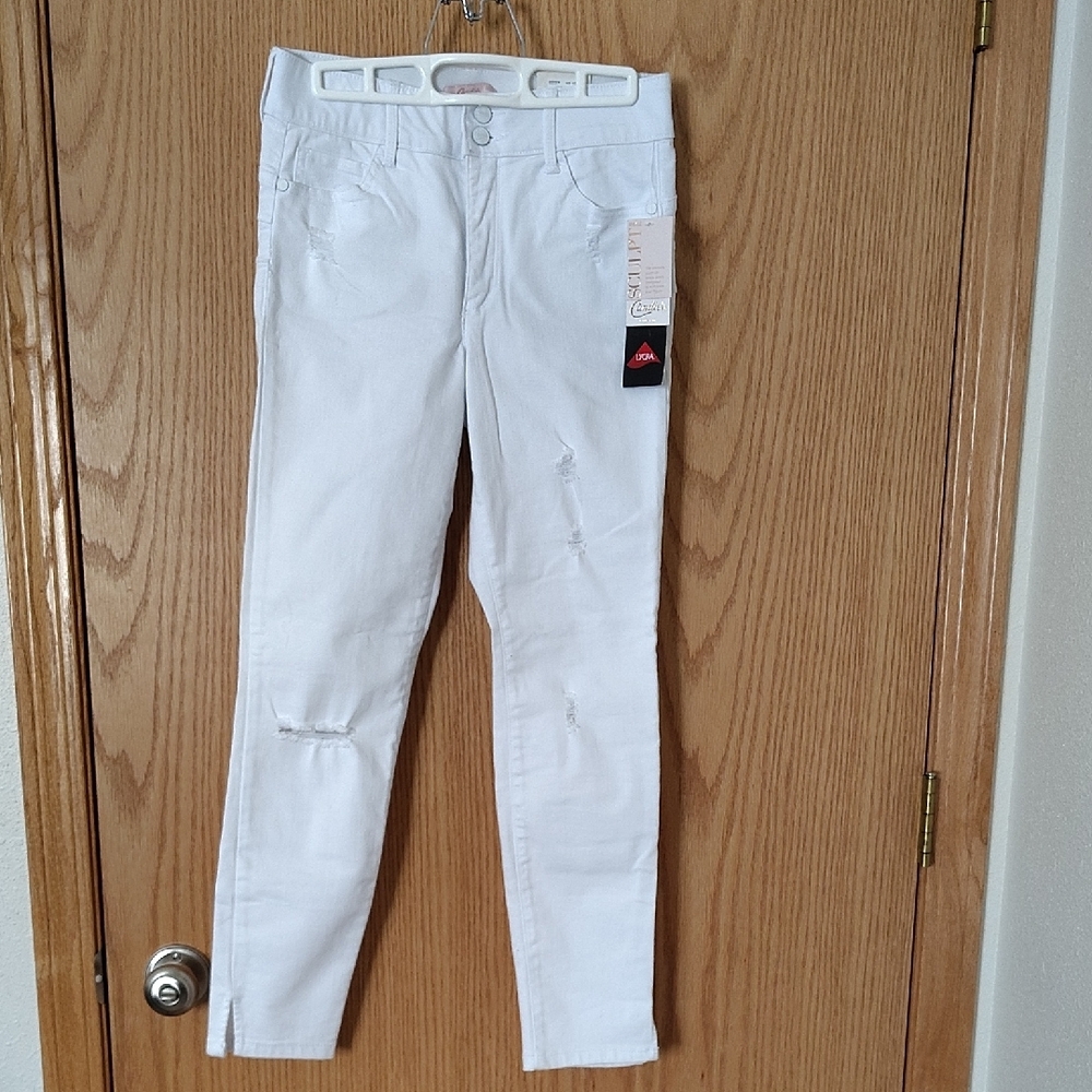 White Distressed Skinny Jeans